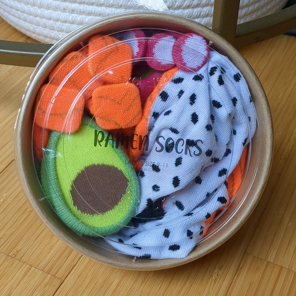 Super Cute Ramen Socks - W9-11